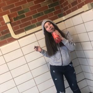 Meet your Posher, Maggie